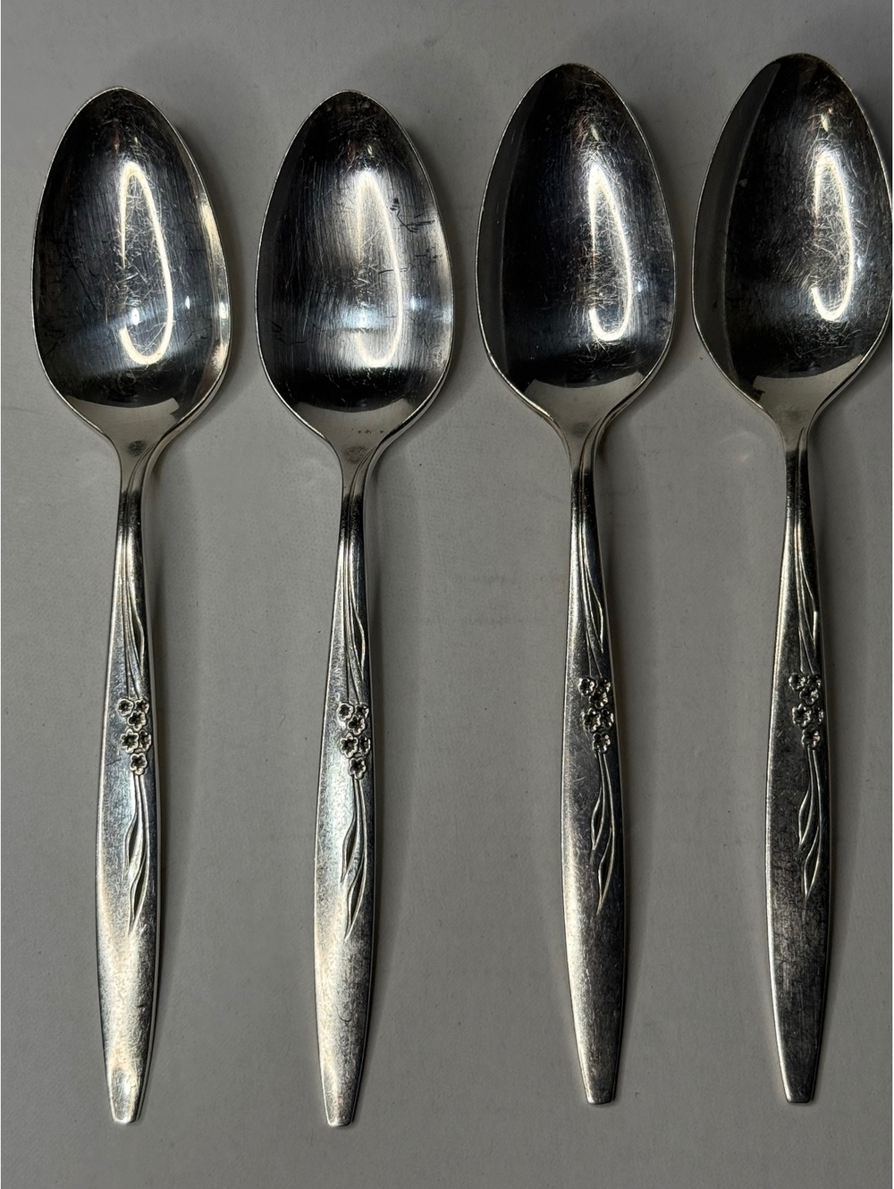 Vintage Oneida Community Enchantment Gentle Rose Silverplate 4 Teaspoon Lot